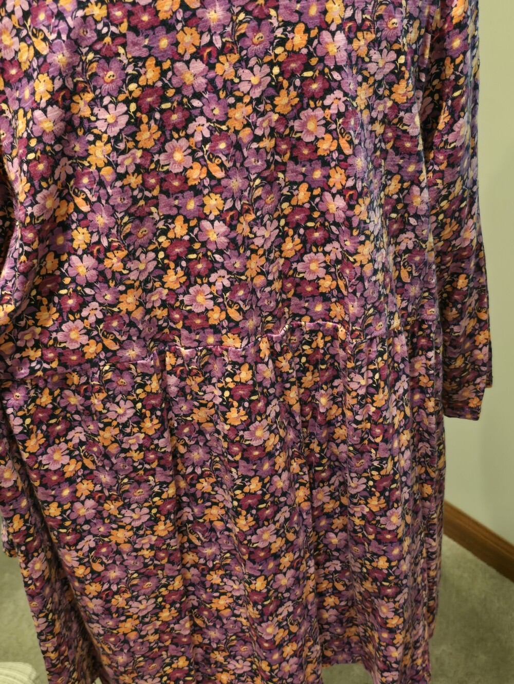 JJILL...Purple Smocked Front V-neck Floral Button-Front Tunic - Picture 6 of 11